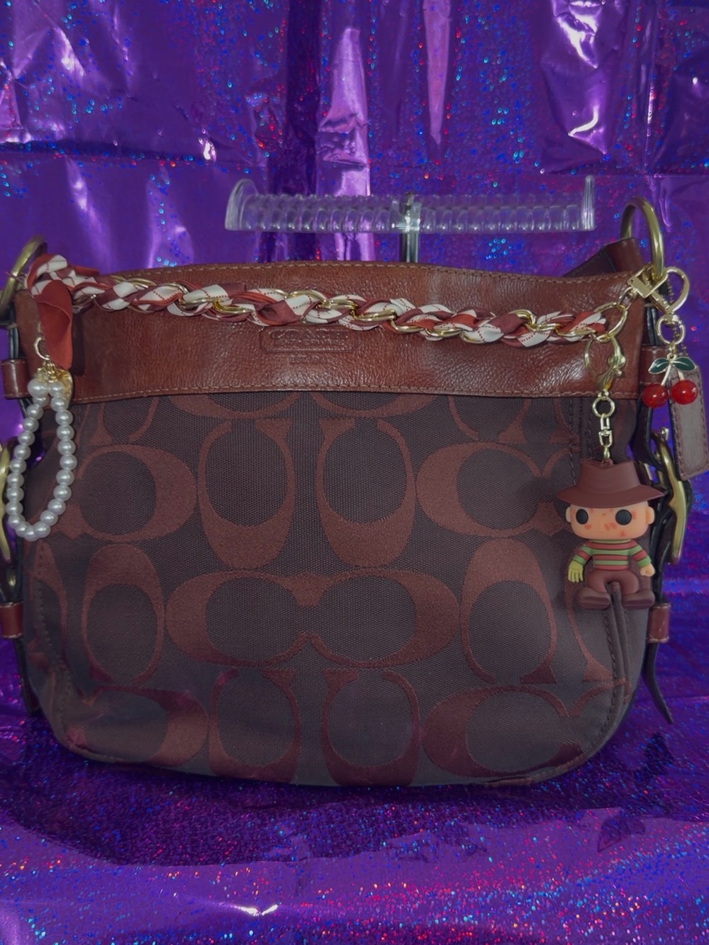 Vintage Coach Zoe hobo Bag in Burgundy
